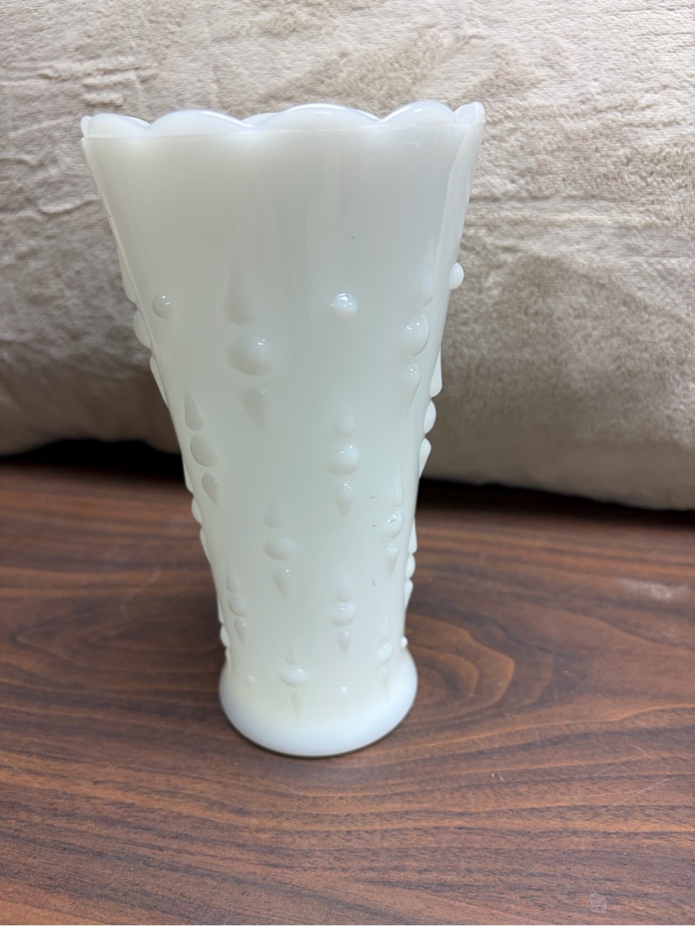Vintage Anchor Hocking Milk Glass Teardrop & Pearl Scalloped Vase Set of 2